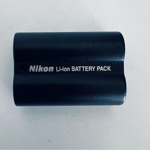 Genuine Nikon EN-EL3a Battery D300S D300 D200 D100 D700 D70S D80 D90 D50